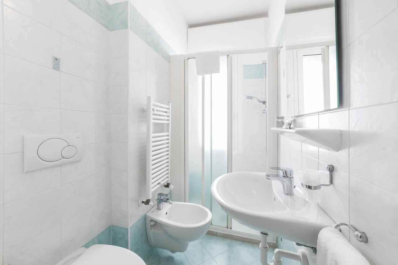 Hotel Amalfi - Smart Hotel Riccione Esterno foto