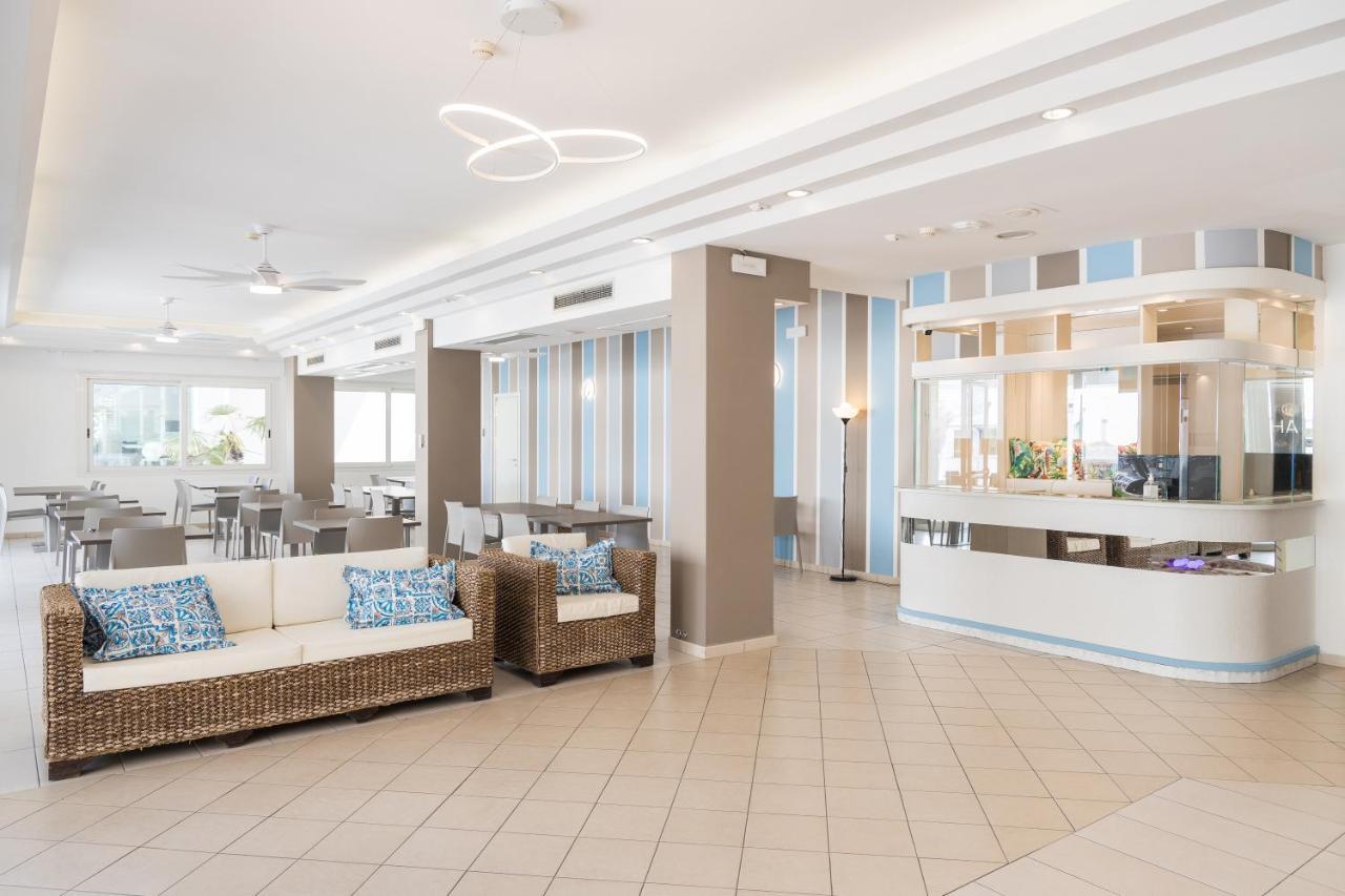 Hotel Amalfi - Smart Hotel Riccione Esterno foto