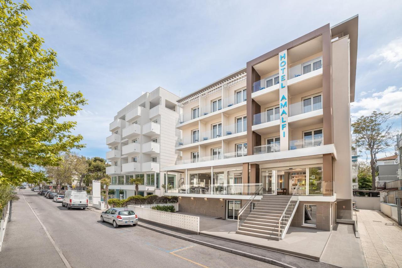 Hotel Amalfi - Smart Hotel Riccione Esterno foto