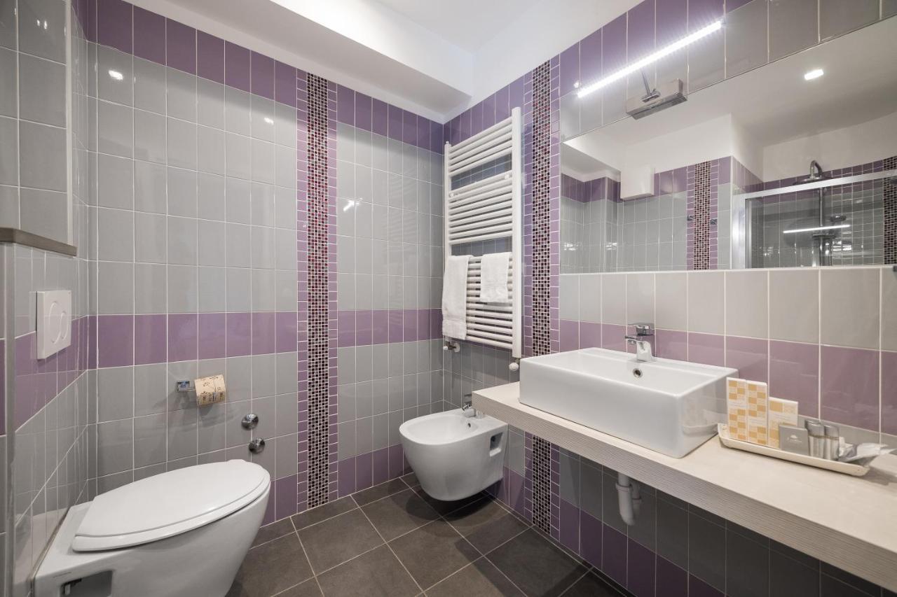 Hotel Amalfi - Smart Hotel Riccione Esterno foto